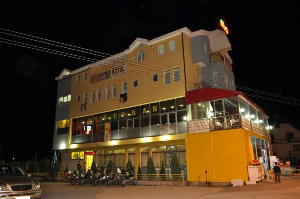 Rosi Hotel